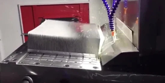 Dissipatore di calore con alette in alluminio per la formatura di una macchina per alette in rame